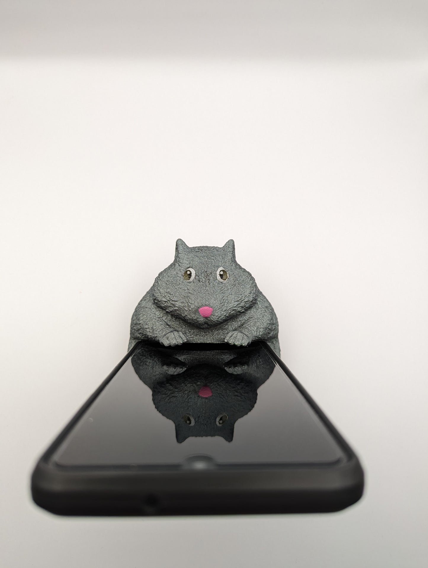 FOMO Hamster Phone Stand